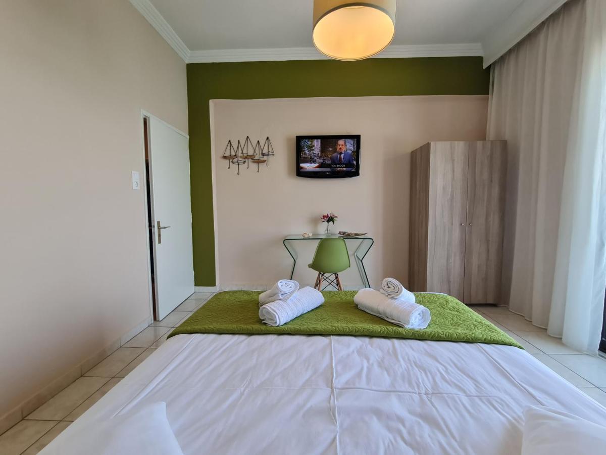 Apartment Kikis House